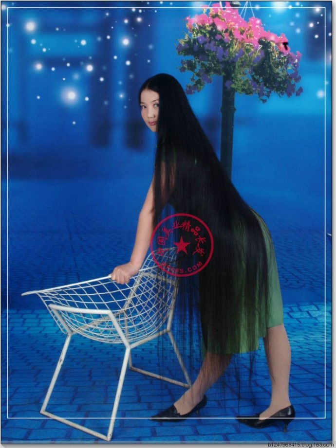 黑发三千丈，惆怅一扫光 - 海阔山遥 - .