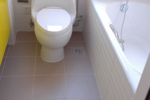 小身材大味道 地漏定错位问题一大堆！