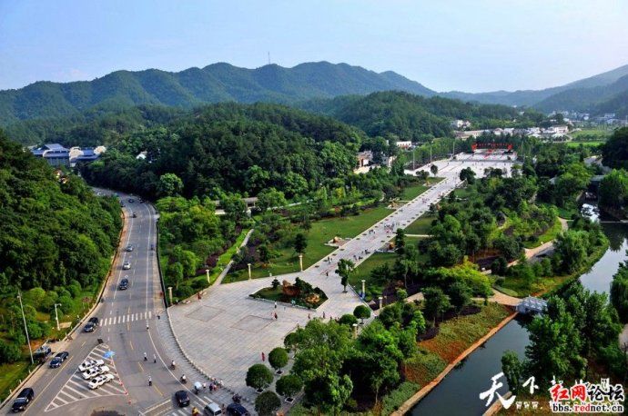 航拍毛主席故居鈥斺斏厣