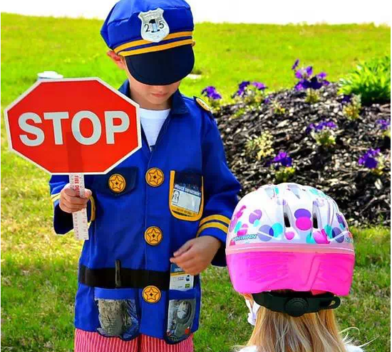 5个可能救孩子一命的亲子游戏