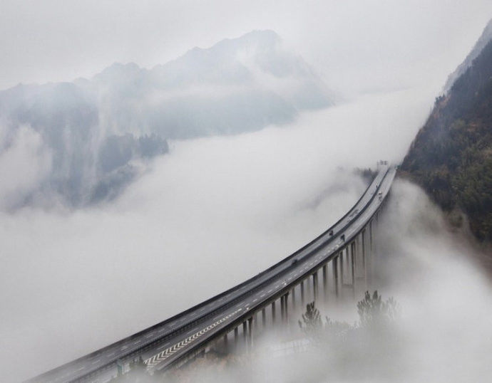 此景只应天上有，撒向人间引诗情【水墨意境】 - 纳兰容若 - 纳兰容若