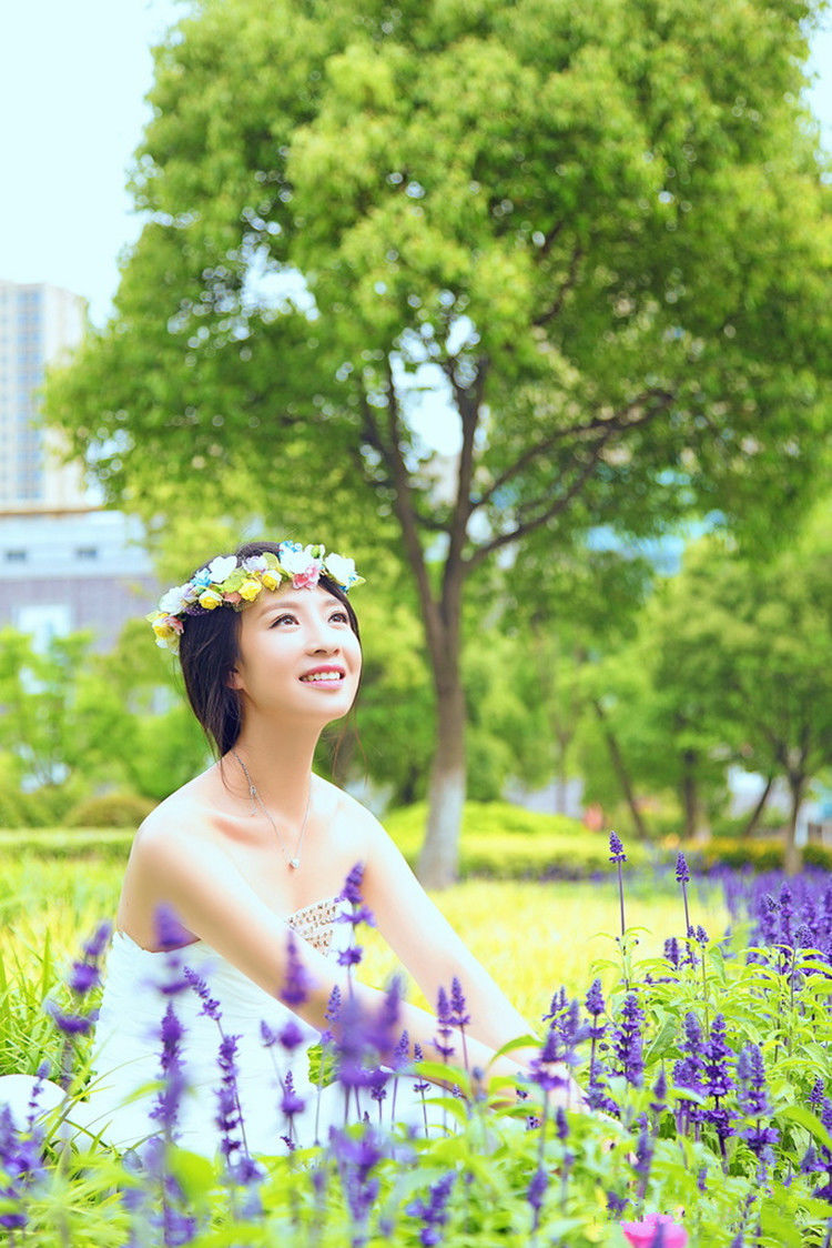 花季 - 小鱼儿 - 荷塘月色