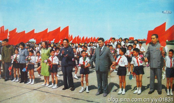 中共十大副主席---小帅哥王洪文组照（30张）