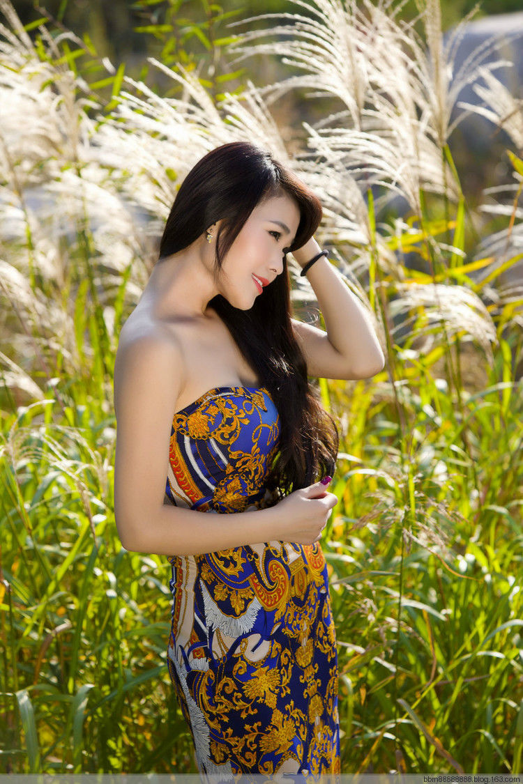 美人陶醉在迷人春光里（组图） - 芙蓉春妹 - 芙蓉春妹的娱乐生活