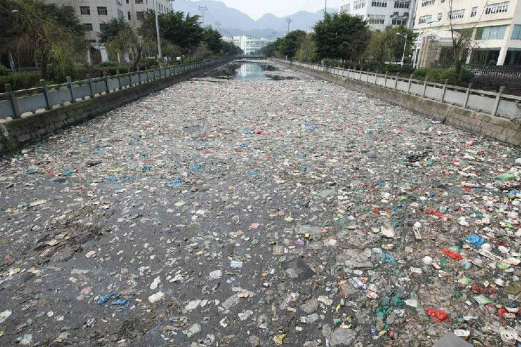 中国制造业发展的代价 - 酒鬼鼠  - 酒鬼鼠