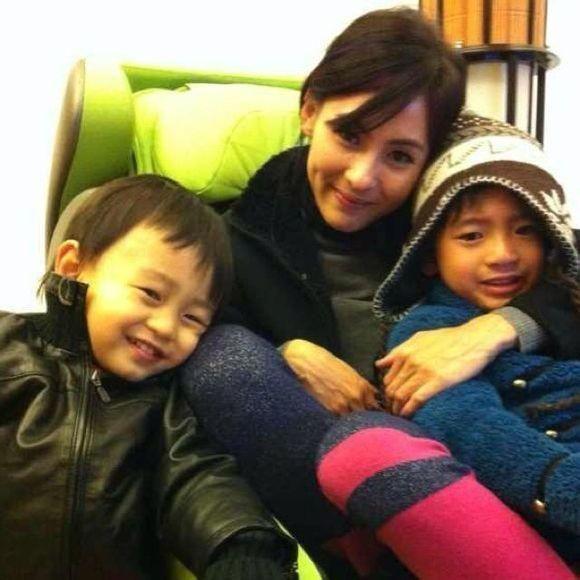 昆凌用50万告诉你什么才是真正的坐月子！