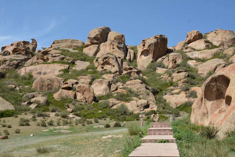 博乐怪石峪，世界最大花岗斑岩怪石群 - 木子弓长 - 驴游记