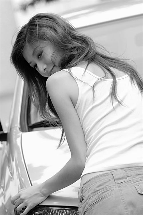 拍美女岂能不看：人像摄影POSE终极绝招(7)