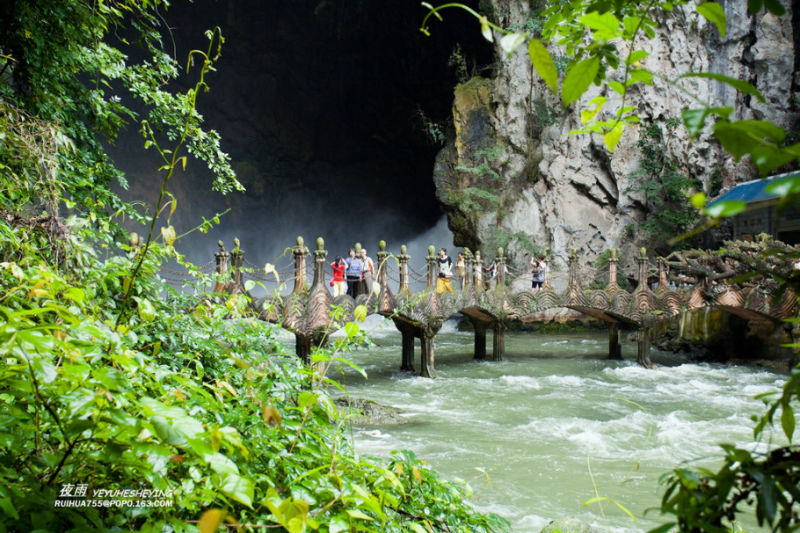 【原创】多彩贵州 - 夜雨 - 喜欢夜里沙沙下的雨......