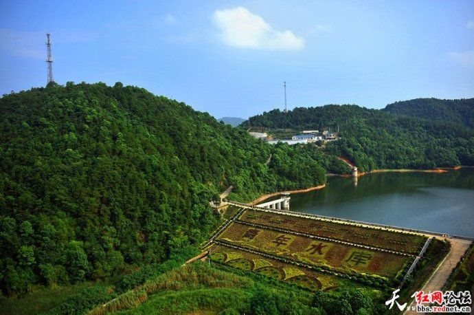 航拍毛主席故居鈥斺斏厣