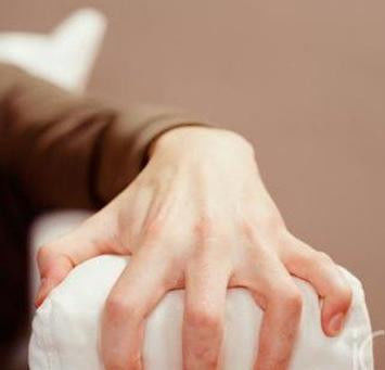 男人肾虚不虚 一看小手指甲便知 - 南南 - 阳光南南（看新闻）