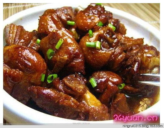 万万没有想到，家里常备啤酒好处这么多！（珍藏版）/一笑堂采编 - 一笑堂 - 网易山庄·一笑堂