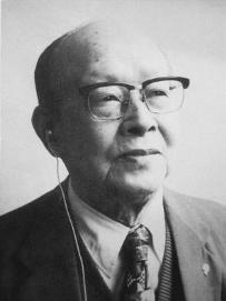 周有光